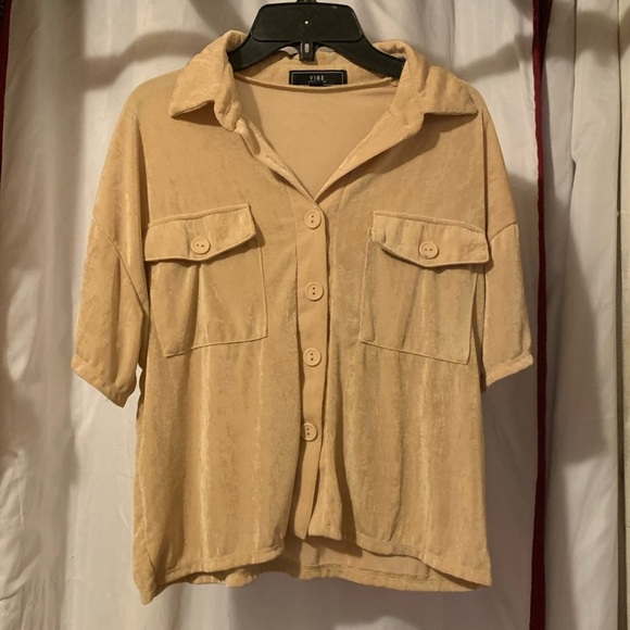 VIBE Tan Button up shirt - Picture 2 of 5